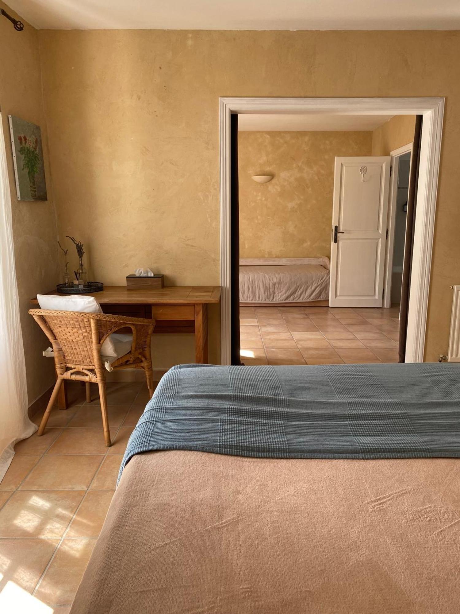 Le Moulin De Montsegur Bed & Breakfast Room photo